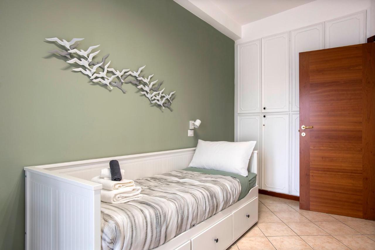 Stylish & Cozy - 5 Star Location- Balcony - City View Рим Экстерьер фото